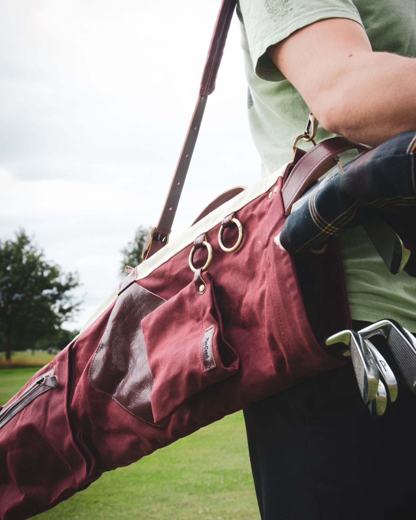 The Orchid - Sunday Golf Bag